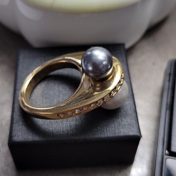 Ring Modernist Faux Pearls Luster Grey and White SIZE 9 IMPRESSIVE DESIGN RARE - Picture 4 of 10